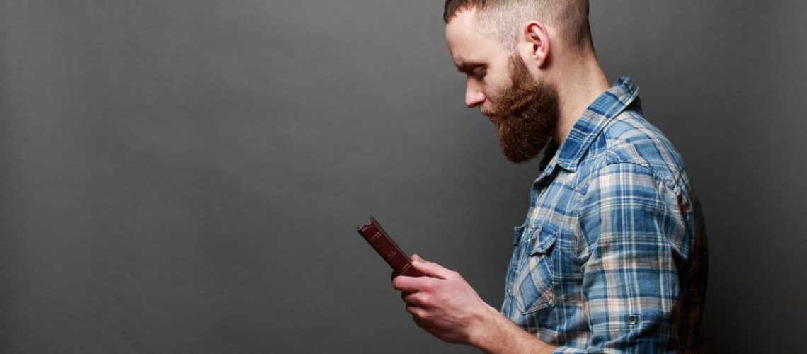 49989-PrayingPastor@Thinkstock4maksym.1200w.tn 49989-PrayingPastor@Thinkstock4maksym.1200w.tn